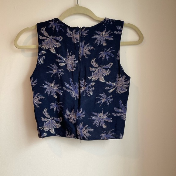 Two piece set - Picture 5 of 7